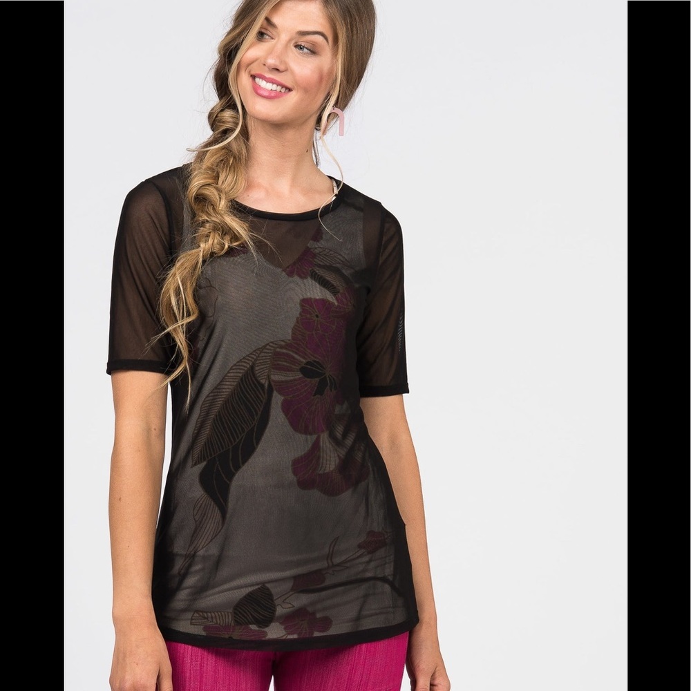New with tags Mesh tee